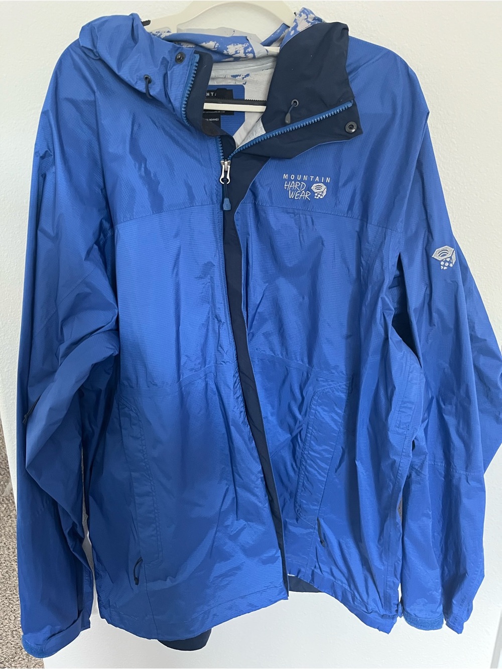Mountain Hardwear Kids Blue Hooded Shell with Dark Trim